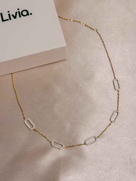 Livia oval chain