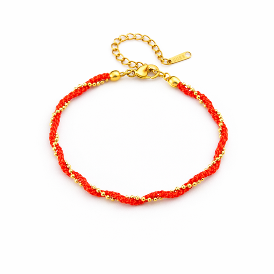 Lucky thread bracelet