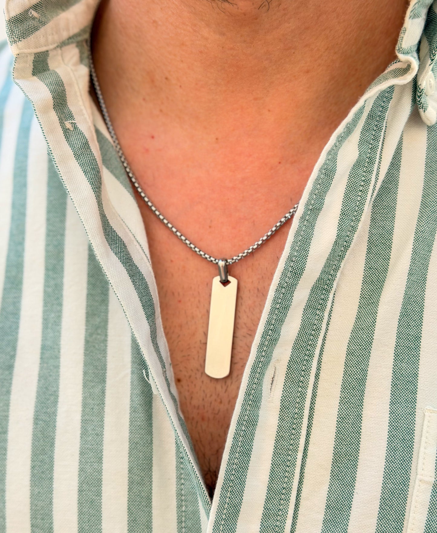 Legacy bar in silver
