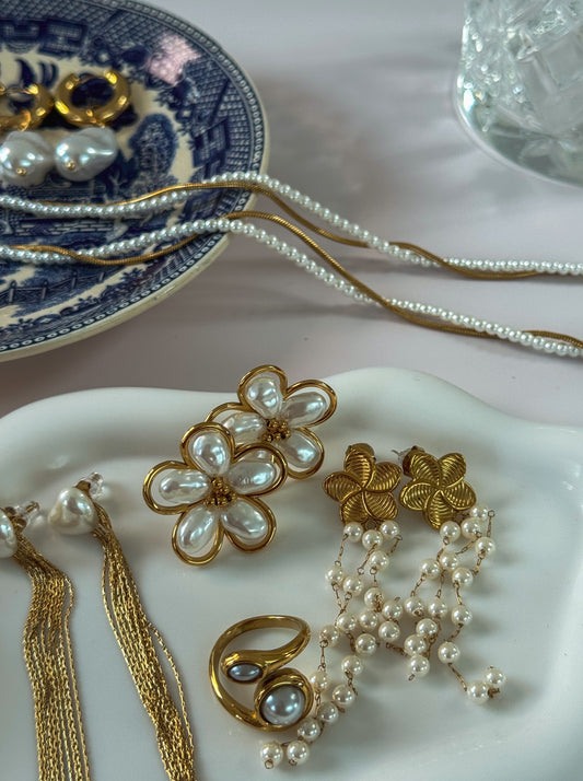 Pearl blossom earrings