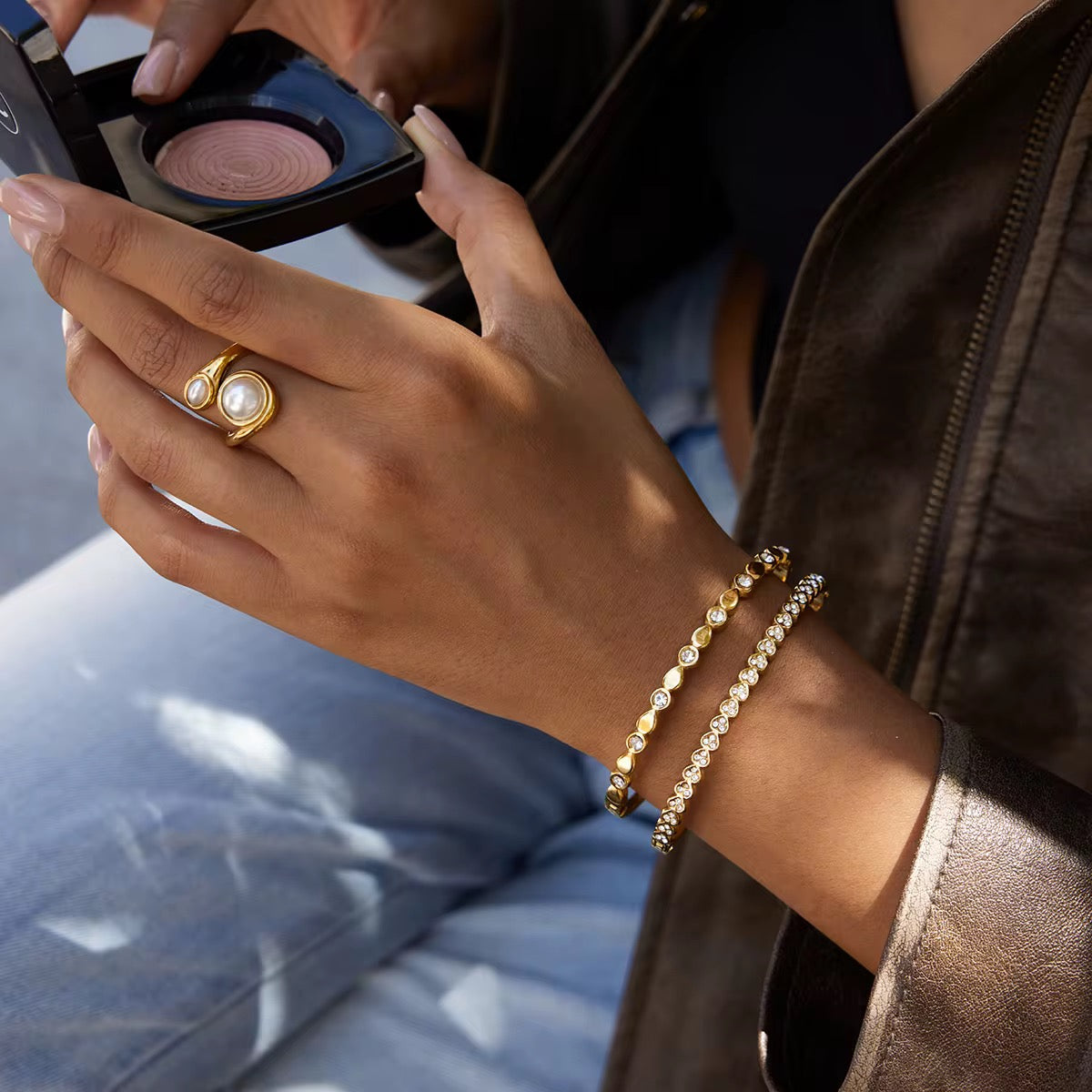 Double pearl ring