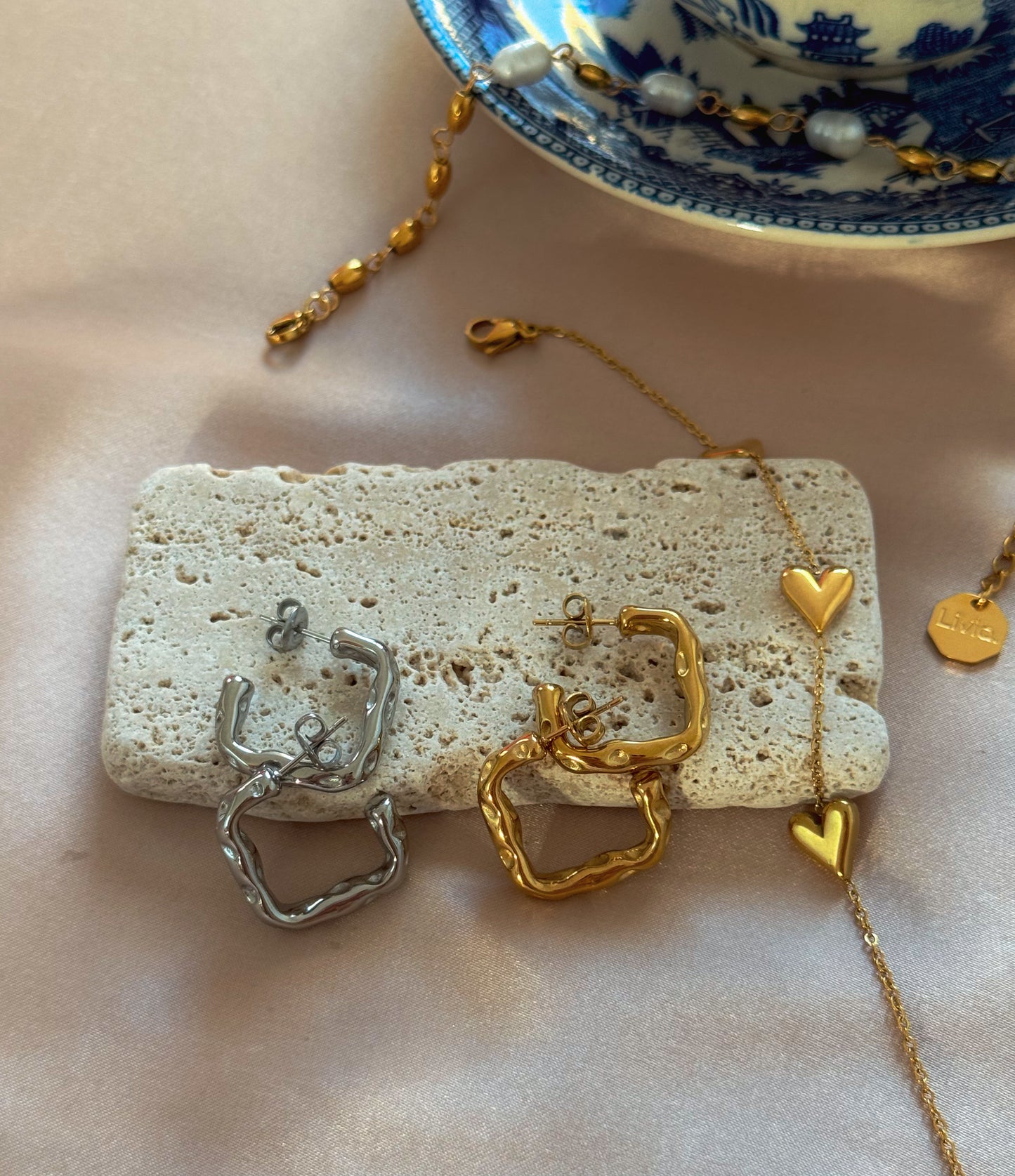 Melted edge hoops