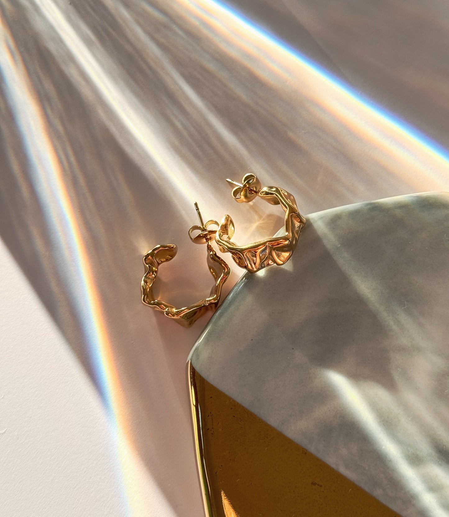 Molten aura hoops