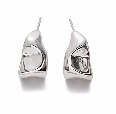 Sculpted melt studs
